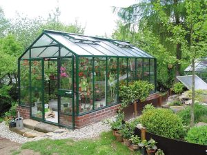 Quelle est l’importance des serres de jardin pour économiser l’eau et l’énergie ?插图